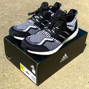 Ultraboost 5.0 DNA Black White